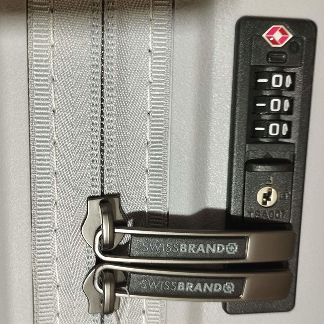 Валіза Swissbrand Narberth M Grey - фото 6