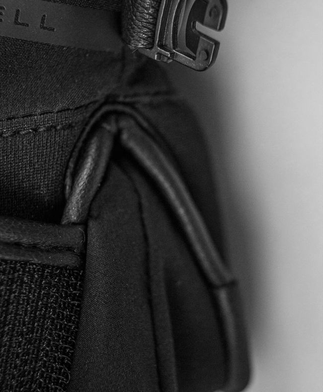 Рукавички жіночі Reusch Tessa Stormbloxx Black - фото 6