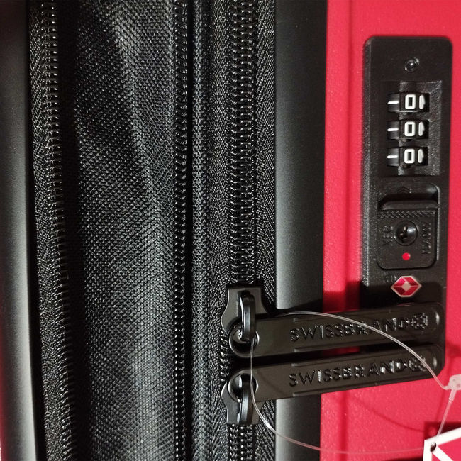 Валіза Swissbrand Eden M Red - фото 6