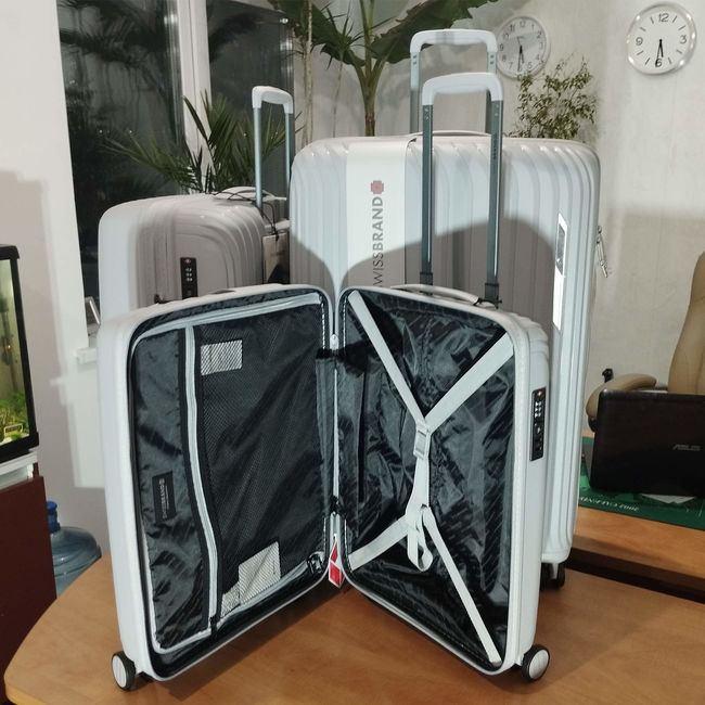 Валіза Swissbrand Narberth M Grey - фото 2