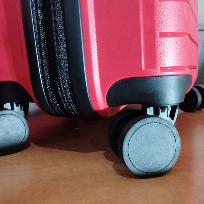 Валіза Swissbrand Eden M Red - фото 7