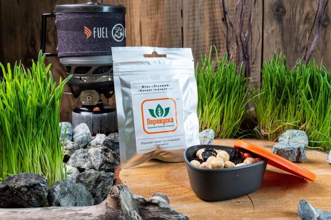 Їжа Харчі Мікс “Лісовий” (фундук та родзинки) - фото 1