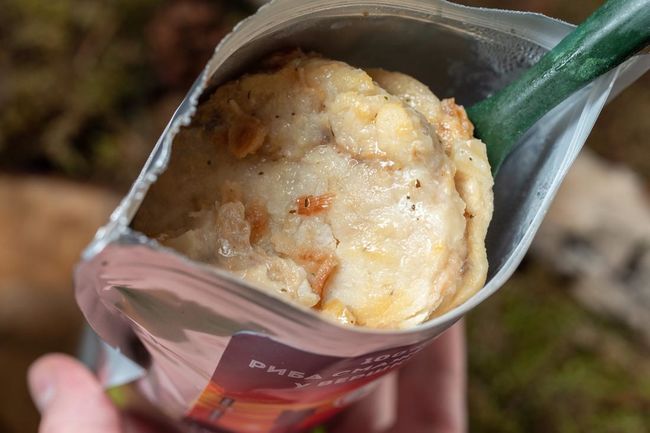 Харчі риба смажена з ананасами у вершковому соусі - фото 4