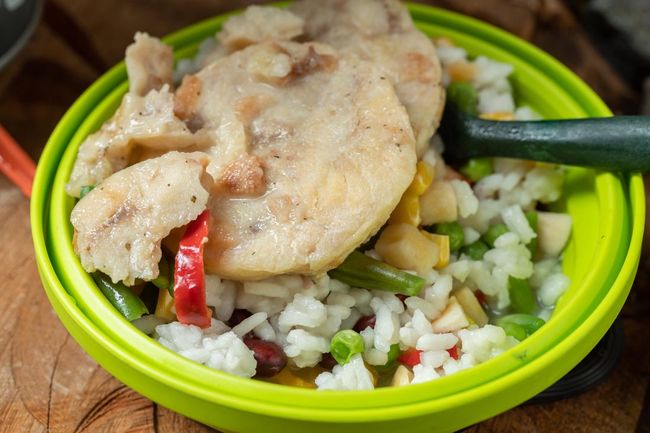 Харчі риба смажена з ананасами у вершковому соусі - фото 5